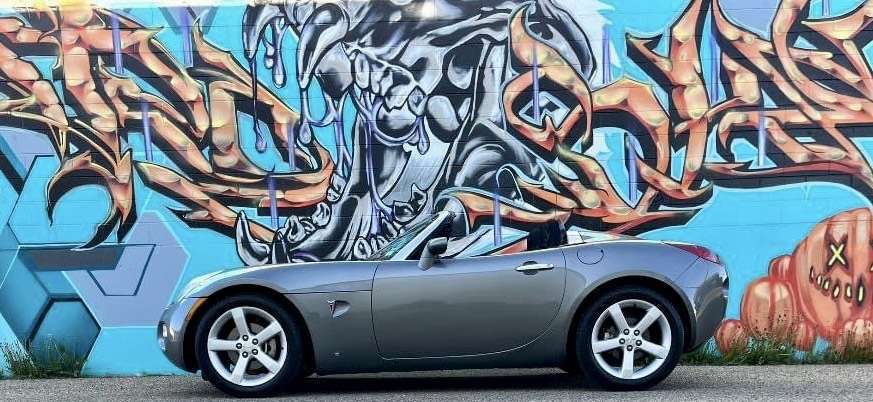 Pontiac Solstice 76.500 km 11.800 € Köln 50968