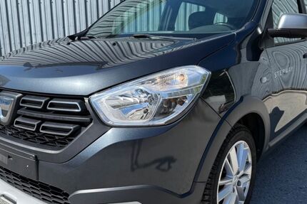 Dacia Lodgy 199.999 km 7.490 &euro; Bergisch Gladbach 51467
