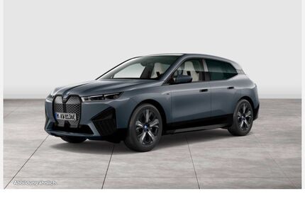 BMW iX 12.680 km 81.890 &euro; Köln-Nord 50739