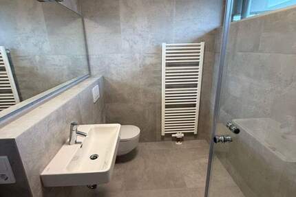 Wohnung Köln Westhoven - 3 Zimmer, 96 m&sup2;, 1.400&euro; | Angebot:24702074