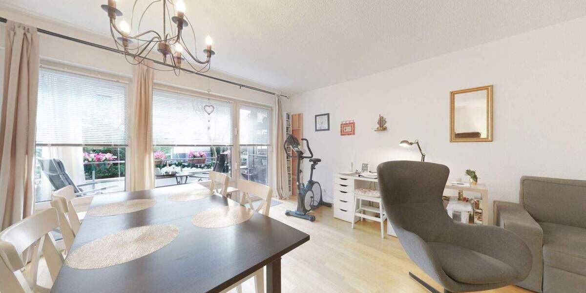 Etagenwohnung Bergisch Gladbach Moitzfeld - 4 Zimmer, 98 m&sup2;, 350.000&euro; | Angebot:25686724