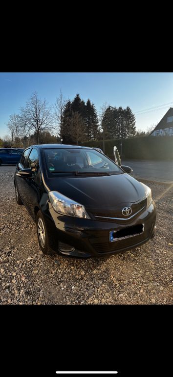 Yaris