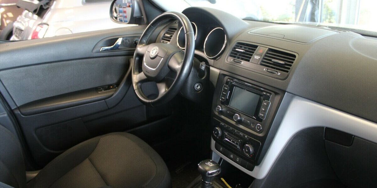 Skoda Yeti 2.0 TDI DSG 4x4 Ambition PLUS EDITION 52.528 km 13.980 &euro; Euskirchen 53881