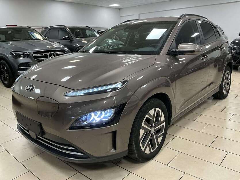Hyundai KONA 19.863 km 22.400 € Bonn 53227