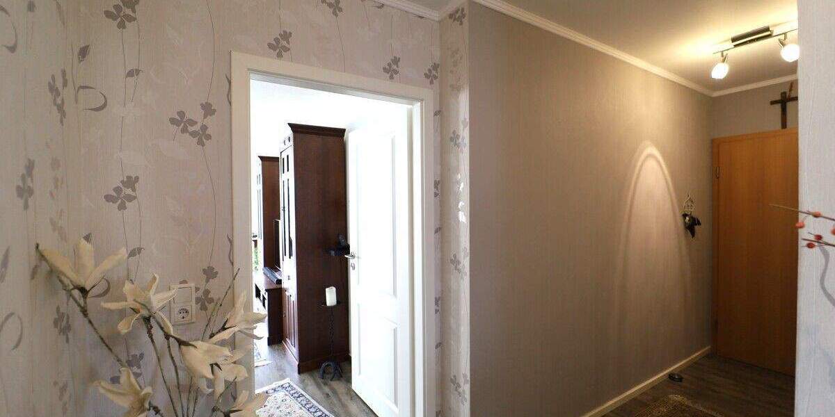 Etagenwohnung Rheinbach - 3 Zimmer, 88 m&sup2;, 310.000&euro; | Angebot:24321593