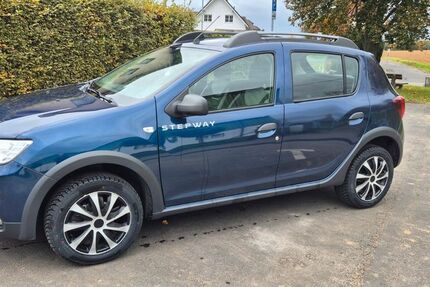 Dacia Sandero 72.000 km 9.299 € Erpel 53579