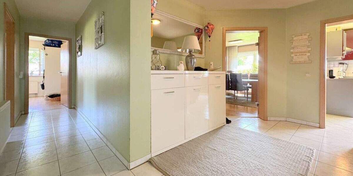 Etagenwohnung Eitorf Halft - 4 Zimmer, 132 m&sup2;, 339.000&euro; | Angebot:23479667