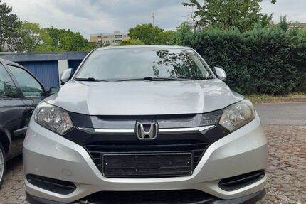Honda HR-V 77.000 km 12.300 € Köln-Neubrük 51109