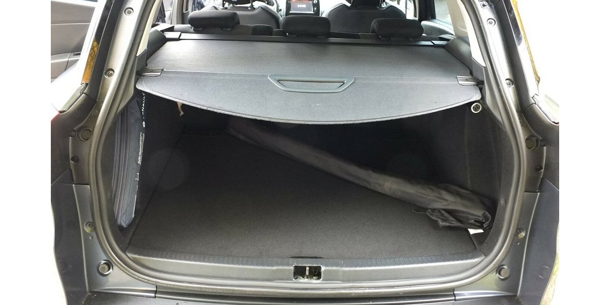 Renault Clio BLACK WEEK 25: EXPRESSION NAVI PARCTRONIC STA 118.021 km 7.904 &euro; Köln 50858