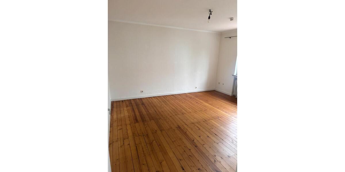 Etagenwohnung Bonn - 5 Zimmer, 120 m&sup2;, 2.000&euro; | Angebot:24446190