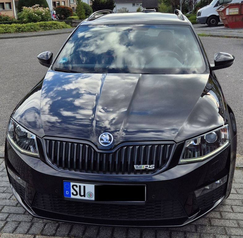 Skoda Octavia 106.700 km 16.400 € Siegburg 53721