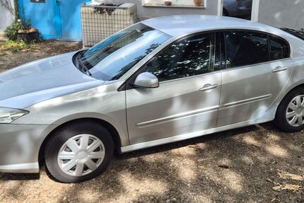 Renault Laguna 77.000 km 2.900 &euro; Remagen 53424