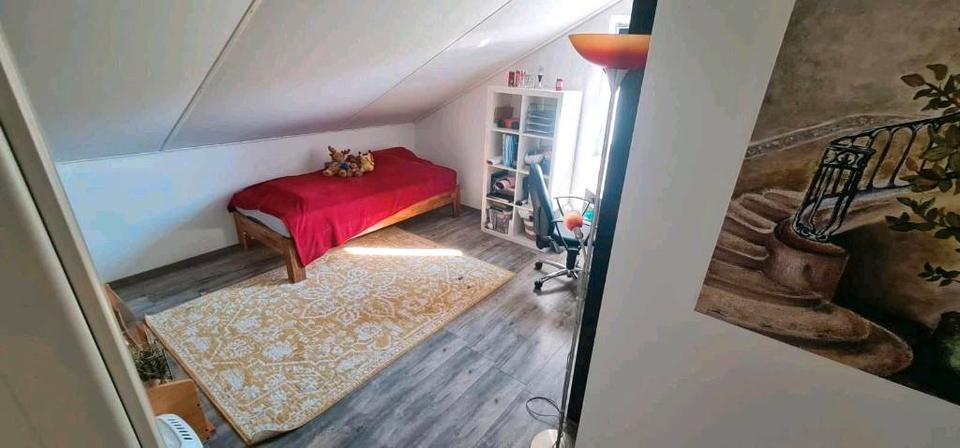 Dachgeschoßwohnung Ruppichteroth - 3.5 Zimmer, 106 m&sup2;, 264.000&euro; | Angebot:26545172