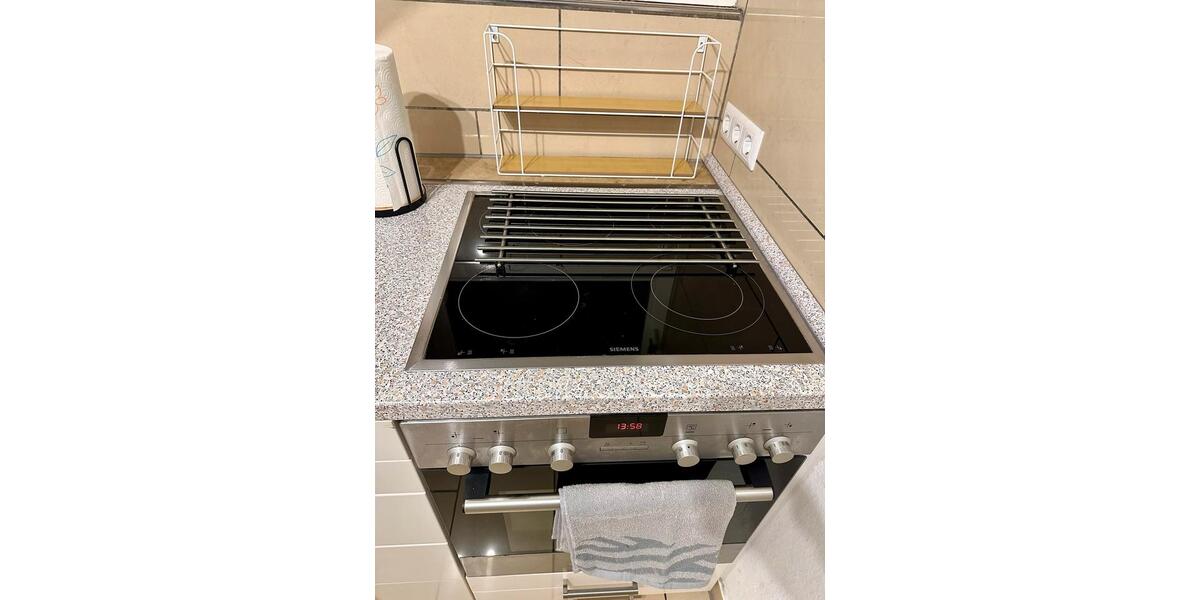 Dachgeschoßwohnung Köln Lindenthal - 2 Zimmer, 55 m&sup2;, 1.330&euro; | Angebot:23484096