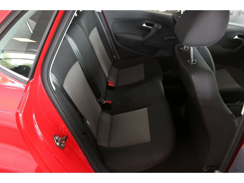 VW Polo 1.2 - 5-Türig - Klima - 97.054 km 7.980 € Euskirchen 53881