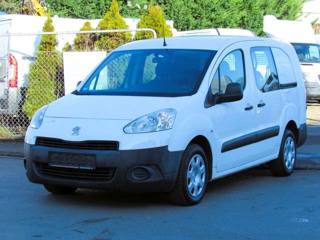 Peugeot Partner 273.000 km 4.900 € Köln 51107