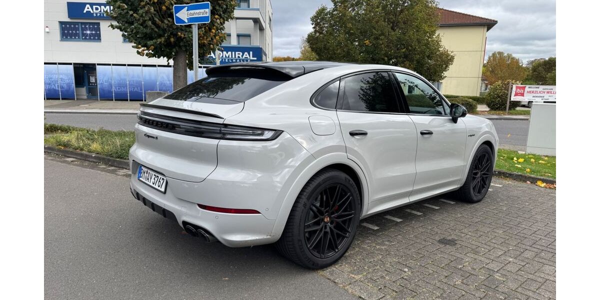 Porsche Cayenne 4.900 km 135.900 &euro; Frechen 50226