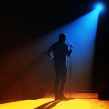 Echtzeit Comedy - Stand-Up am Donnerstag 04.12.2025 Echtzeit - Grill & Thrill