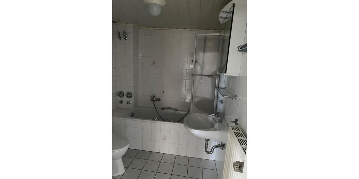 Etagenwohnung Hennef (Sieg) - 1 Zimmer, 44 m&sup2;, 650&euro; | Angebot:25891426