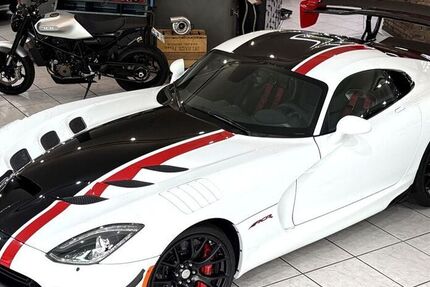 Dodge Viper