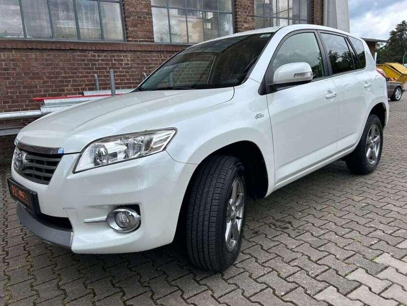 RAV 4