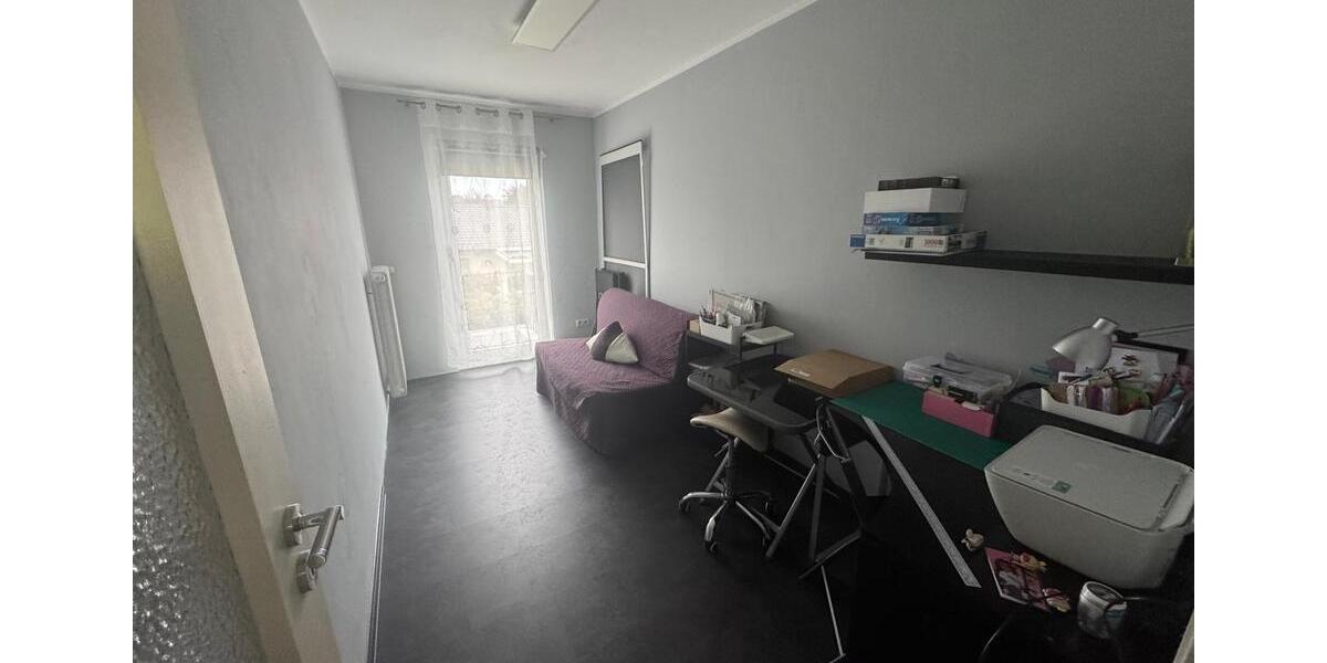 Reihenhaus Niederkassel - 5 Zimmer, 121 m&sup2;, 490.000&euro; | Angebot:24565571