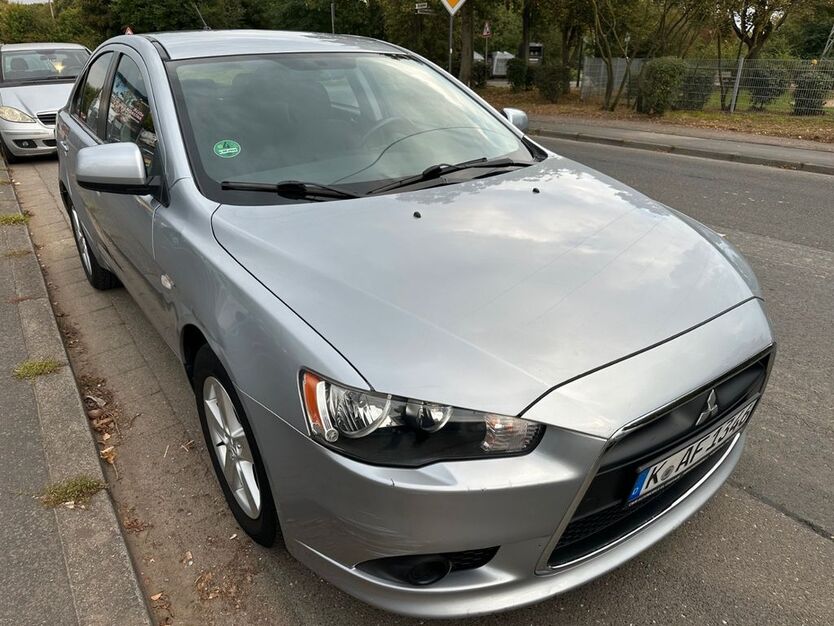 Mitsubishi Lancer 171.500 km 3.499 € Köln 51145