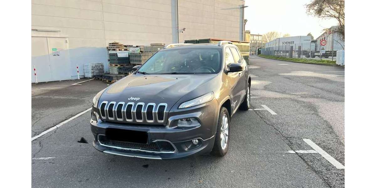 Jeep Cherokee 199.000 km 9.500 &euro; Köln 51105