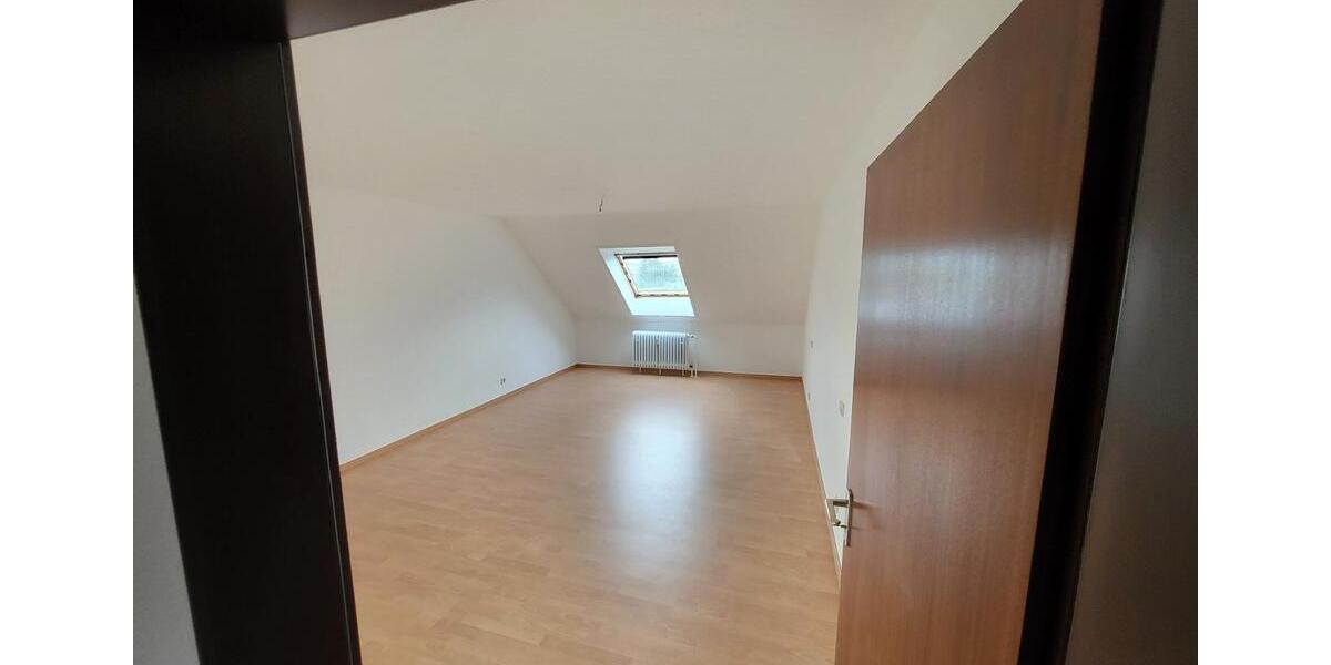 Dachgeschoßwohnung Euskirchen Dom-Esch - 2 Zimmer, 71 m&sup2;, 730&euro; | Angebot:25844805