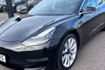 Tesla Model 3 79.000 km 22.900 € Troisdorf (10 km Köln-Bonn Airport) 53842