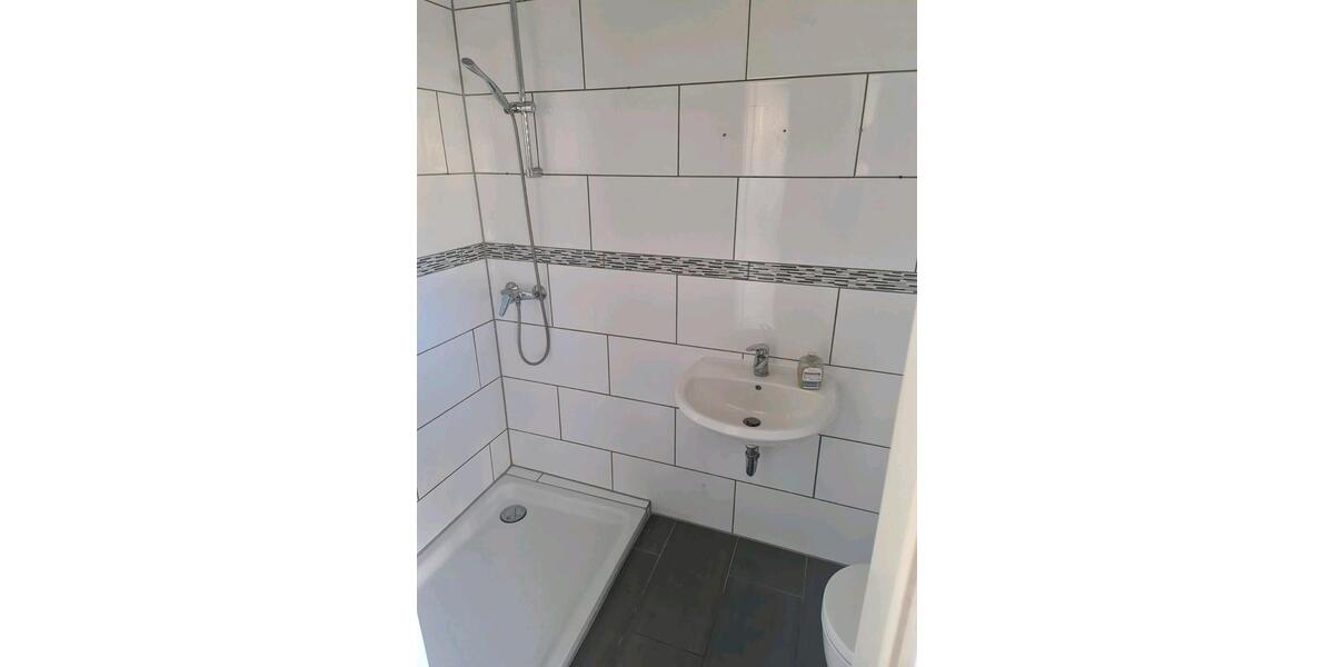 Reihenhaus Köln Mülheim - 3 Zimmer, 72 m&sup2;, 350.000&euro; | Angebot:24751745