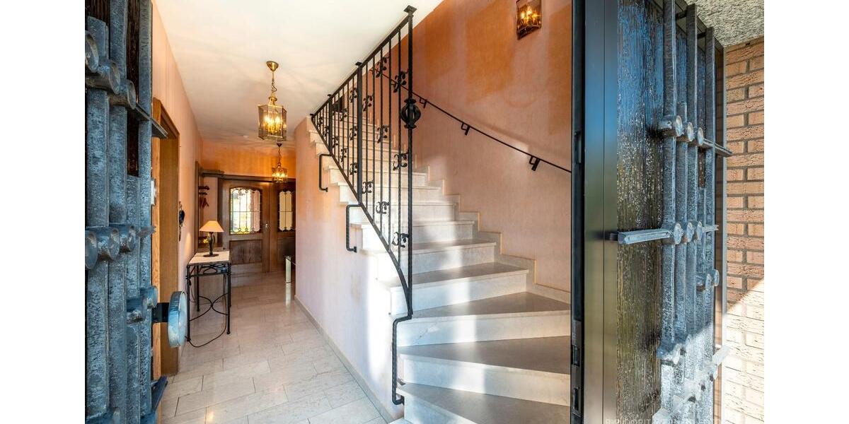 Einfamilienhaus Bonn Gielgen - 7 Zimmer, 195 m&sup2;, 765.000&euro; | Angebot:26341116