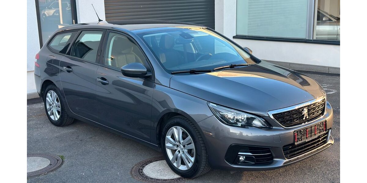 Peugeot 308 171.000 km 8.590 &euro; Rheinbach 53359