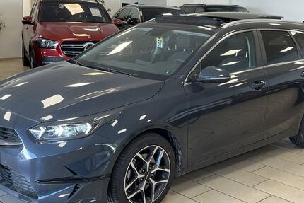 Kia ceed / Ceed 30.237 km 22.000 &euro; Bonn 53227