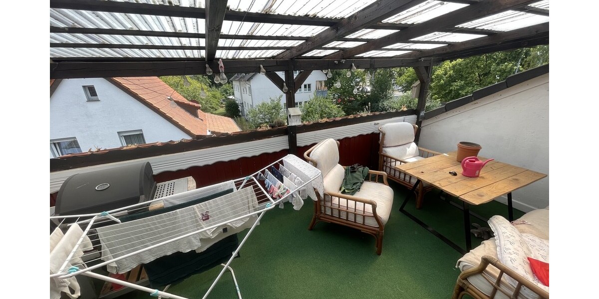 69 m² zum Wohlfühlen – Dachgeschosswohnung mit Stellplatz - Dachgeschoßwohnung Bad Honnef / Aegidienberg Aegidienberg | Angebot:27133833