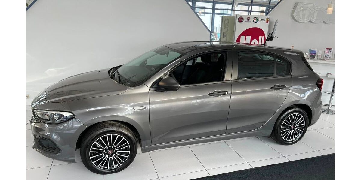 Fiat Tipo 11 km 16.880 € Königswinter-Thomasberg 53639