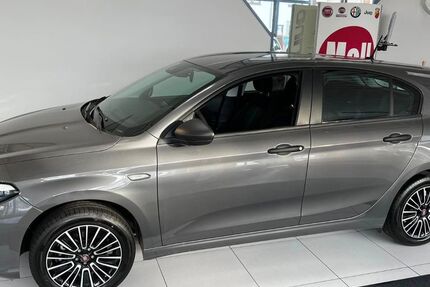 Fiat Tipo 11 km 18.490 € Königswinter-Thomasberg 53639