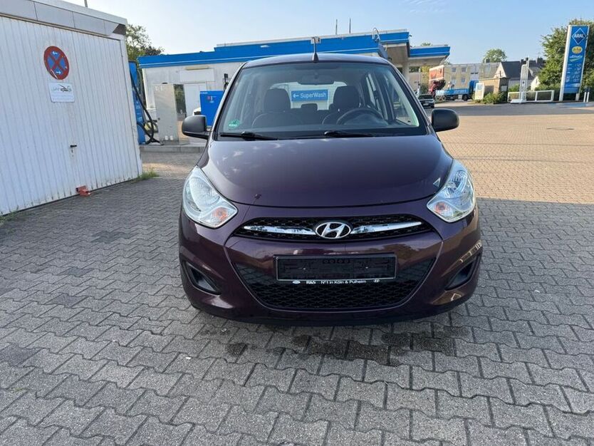 i10
