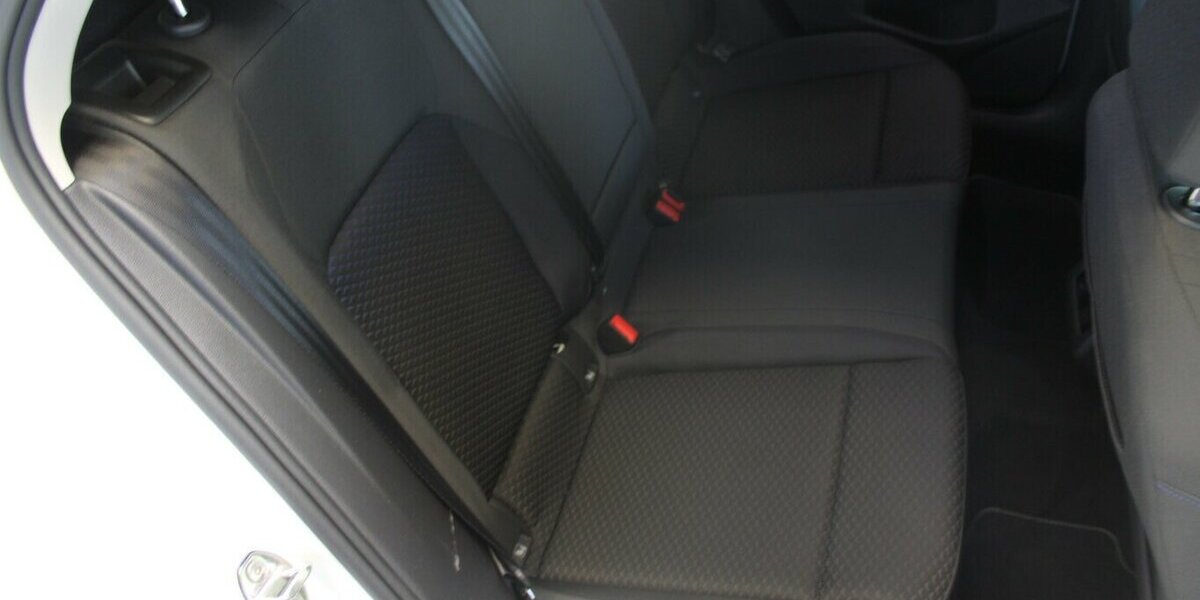 VW Golf 1.5 TSI OPF United 59.930 km 18.980 &euro; Euskirchen 53881