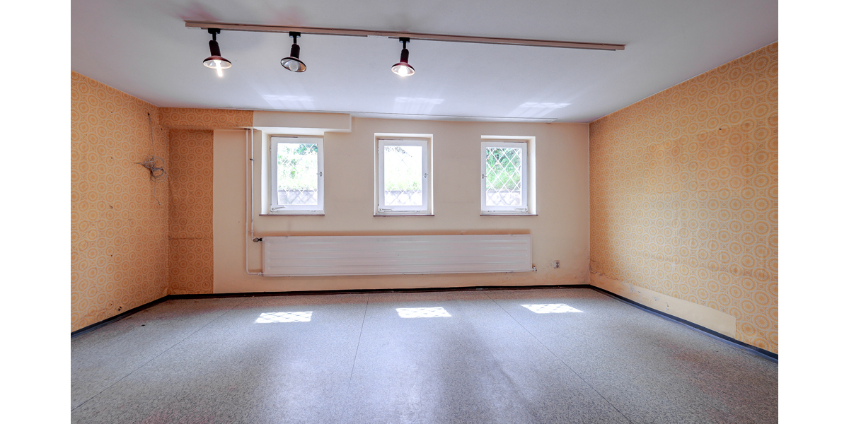 Einfamilienhaus mit Garten und angrenzendem Baugrundstück in Bonn-Niederholtorf - Einfamilienhaus Bonn / Niederholtorf Niederholtorf | Angebot:27119935