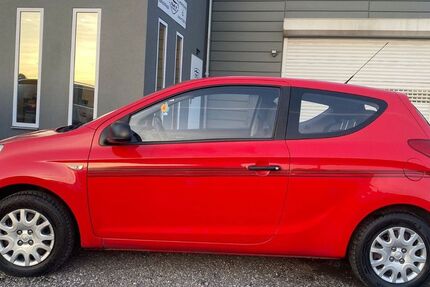 Hyundai i20 130.000 km 2.790 &euro; Euskirchen 53881