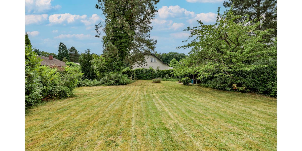 Einfamilienhaus mit Garten und angrenzendem Baugrundstück in Bonn-Niederholtorf - Einfamilienhaus Bonn / Niederholtorf Niederholtorf | Angebot:27119935