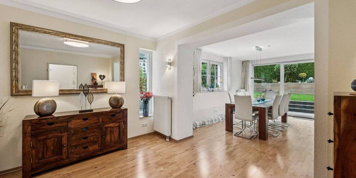 Einfamilienhaus Bonn Oberkassel - 6 Zimmer, 190 m&sup2;, 897.000&euro; | Angebot:25930102