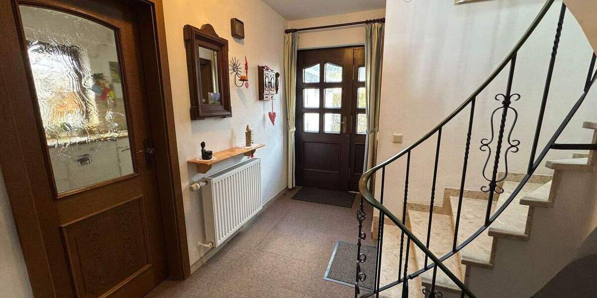 Einfamilienhaus Königswinter Oberpleis - 4 Zimmer, 113 m&sup2;, 450.000&euro; | Angebot:25898705