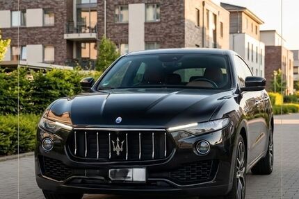 Maserati Levante 204.000 km 22.900 &euro; Bergisch Gladbach, Refrath 51427