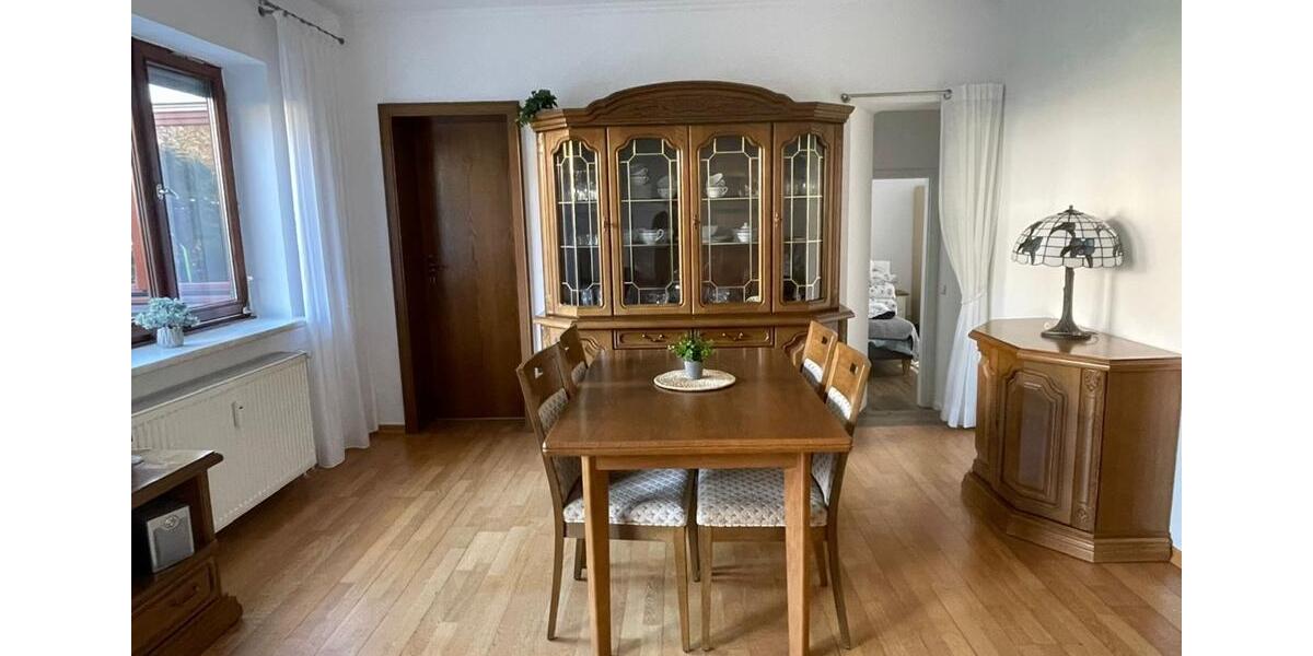 Erdgeschoßwohnung Bergisch Gladbach Gronau - 3 Zimmer, 90 m&sup2;, 1.100&euro; | Angebot:24783756