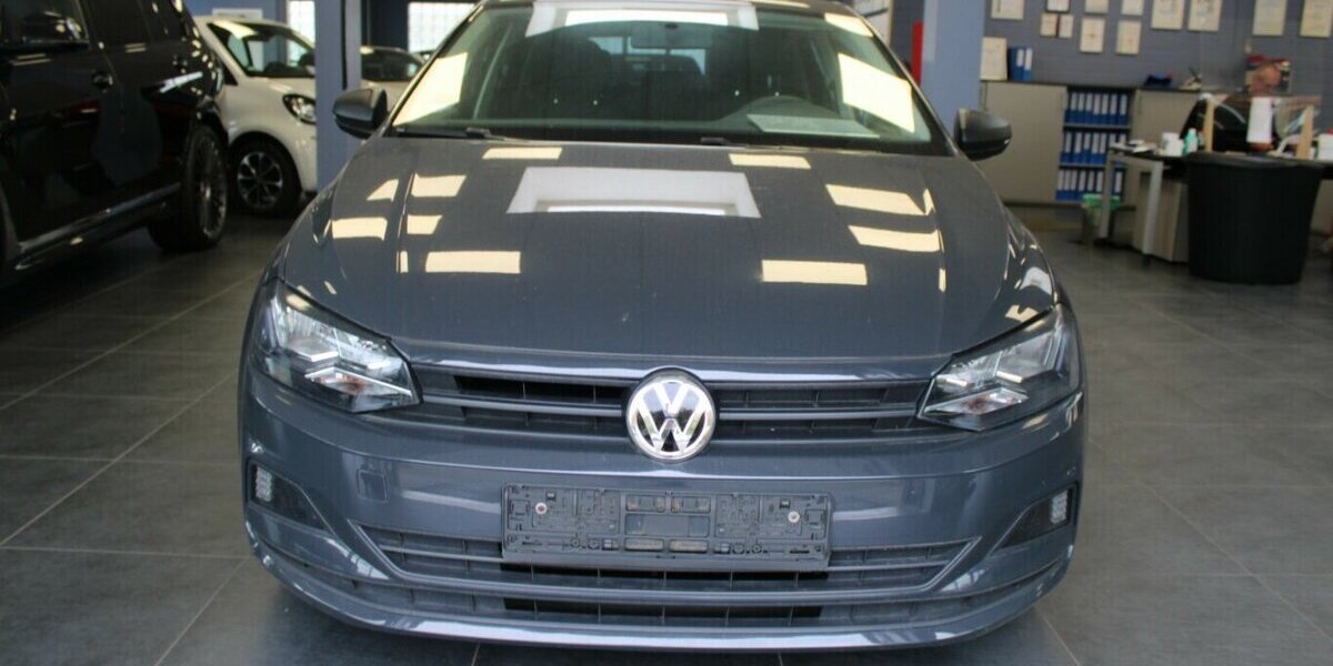VW Polo 1.0 Trendline 77.920 km 10.980 &euro; Euskirchen 53881