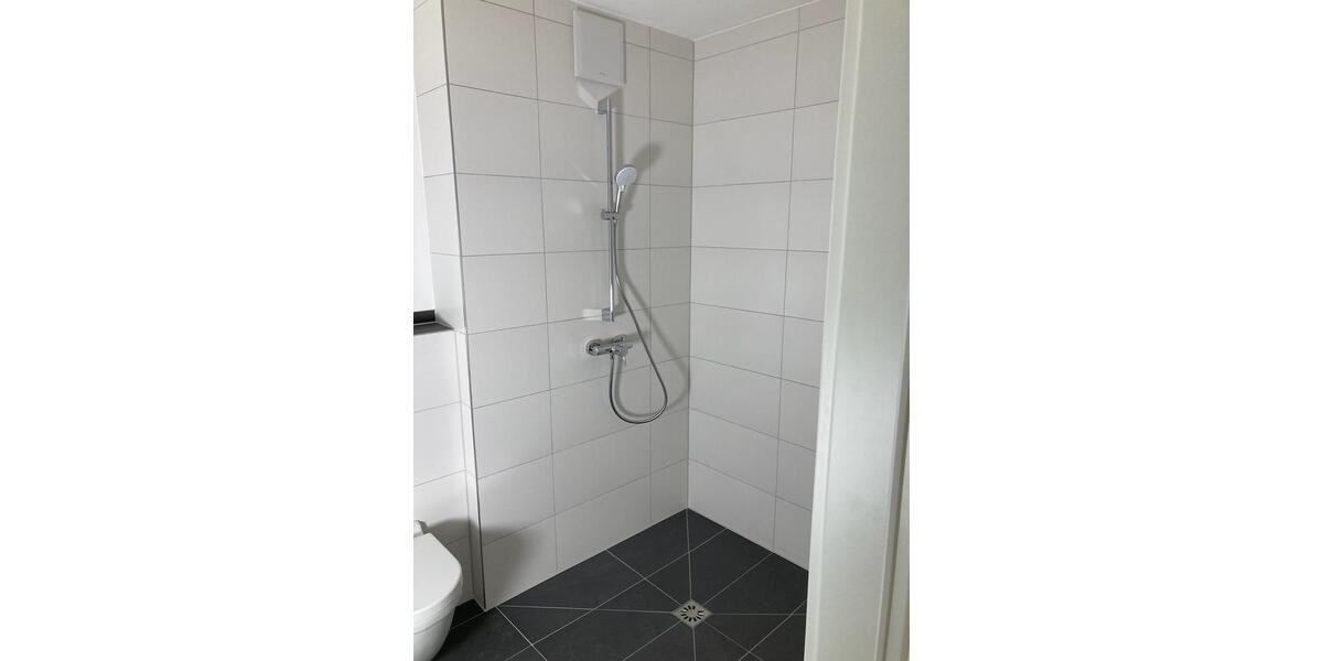 Etagenwohnung Bergisch Gladbach - 2 Zimmer, 65 m&sup2;, 1.118&euro; | Angebot:26446432