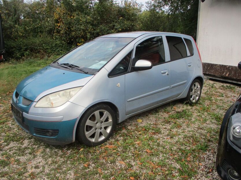 Mitsubishi Colt 260.000 km 1.450 € Bonn 53175