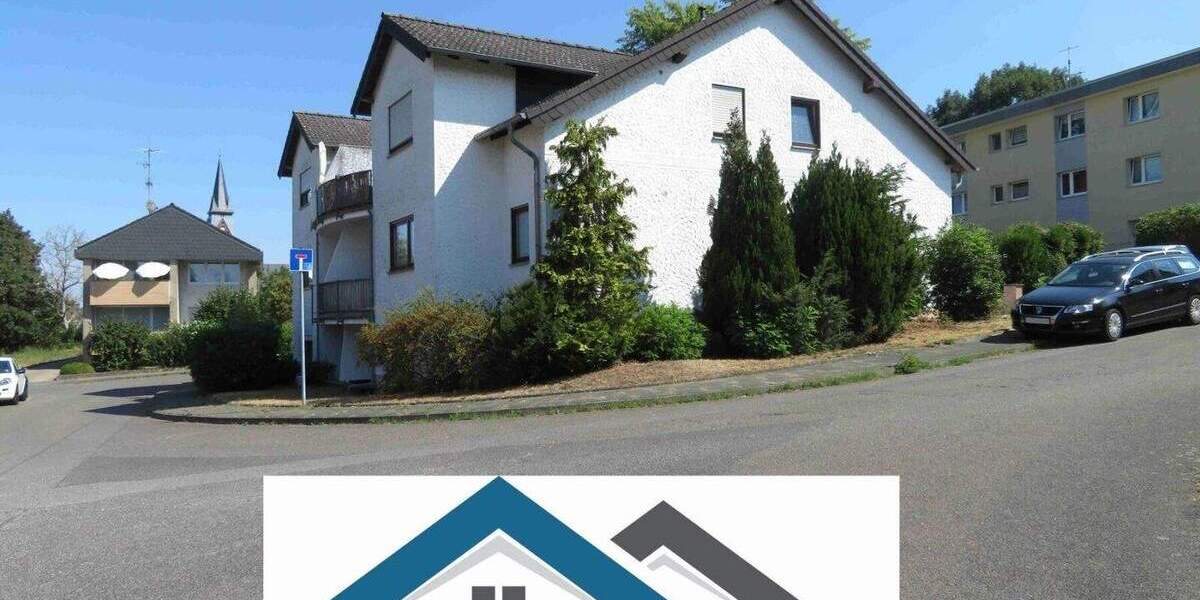 Helle 3-Zimmerwohnung im Dachgeschoss eines 7-Parteienhauses zu vermieten, Balkon, Stellplatz u. Kellerraum inklusive 3 zimmer